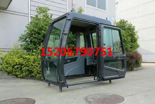 點(diǎn)擊查看詳細(xì)信息<br>標(biāo)題：現(xiàn)代R215-7/R-7型駕駛室總成 含內(nèi)飾  閱讀次數(shù)：2204