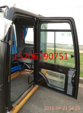 點(diǎn)擊查看詳細(xì)信息<br>標(biāo)題：三一SY215-9/SY-9型挖掘機(jī)駕駛室總成 帶內(nèi)飾線(xiàn)束 閱讀次數(shù)：3910